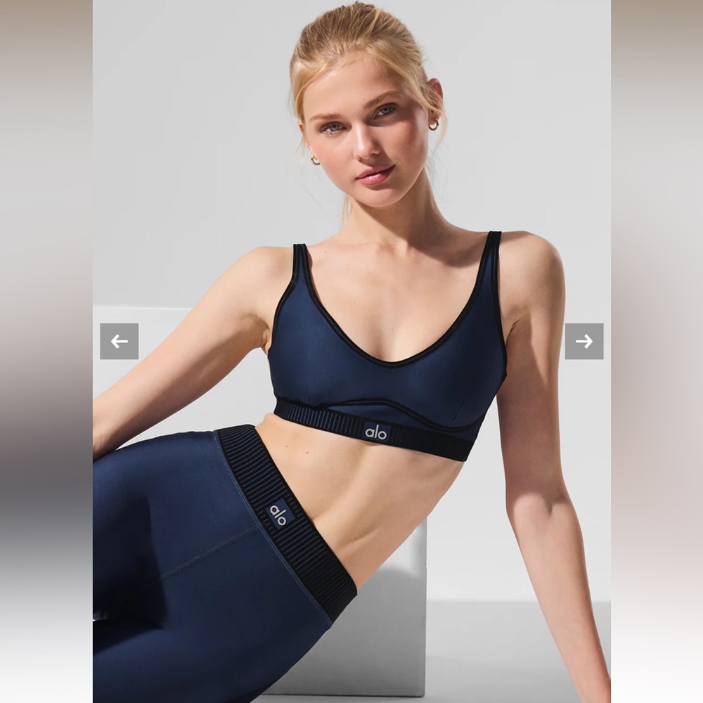 Alo Yoga Airlift Navy Blue Sports Bra and Leggings Set